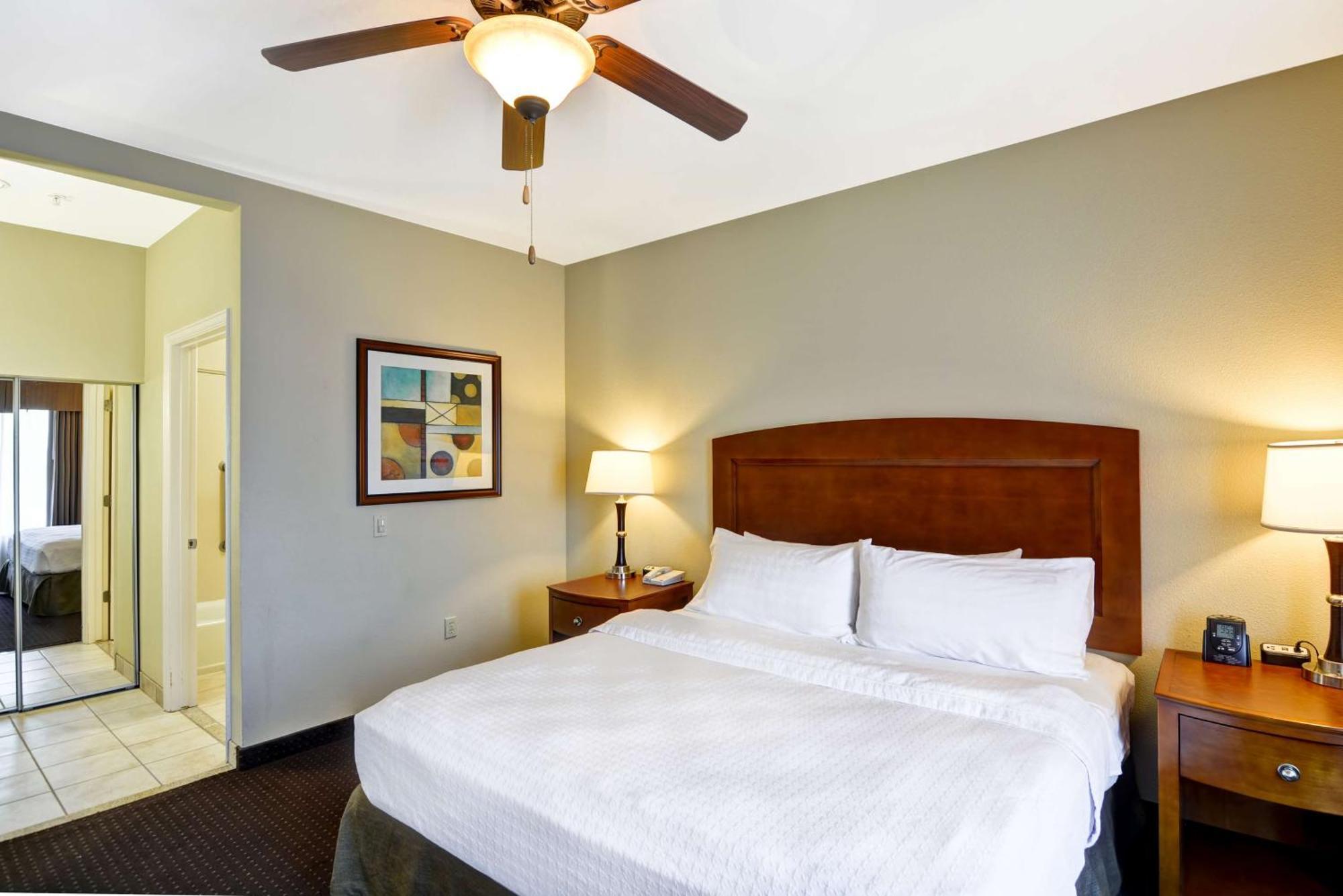Hotel Homewood By Hilton West-energy Corridor Houston